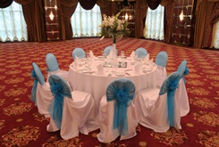 SANDALYE VE MASA SÜSLEMESÝ AÇIK MAVÝ