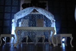 NÝKAH MASASI ARKA FONLU IÞIKLI