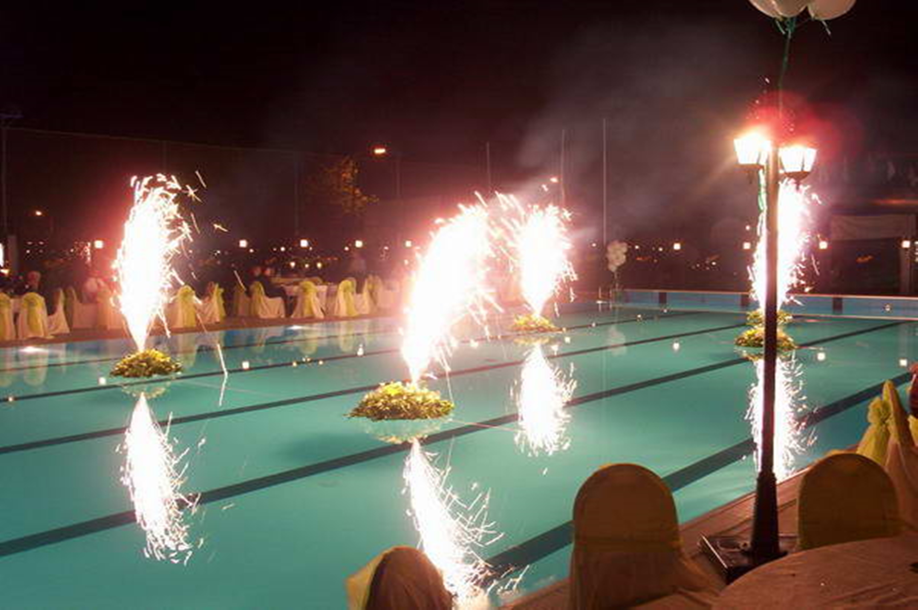 HAVAÝ FÝÞEK (PÝROTEKNÝK GÖRSEL 2)