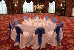 SANDALYE VE MASA SÜSLEMESÝ MAVÝ