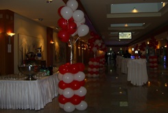 BALON SÜSLEME UÇAN BALONLU YÜRÜYÜÞ YOLU