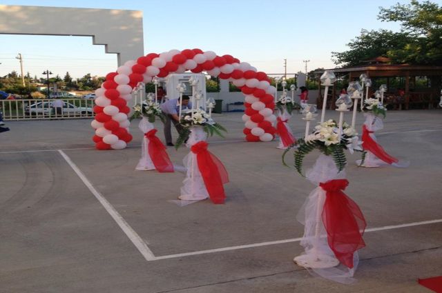 MUMLU KUMAÞ SÜSLEMELÝ 4 KOLLU YÜRÜYÜÞ YOLU ÞAMDANI