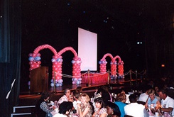 BALON SÜSLEME SAHNE