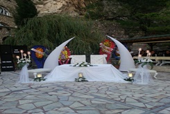 DÜÐÜN ORGANÝZASYONU (NÝKAH MASASI SÜSLEMESÝ)